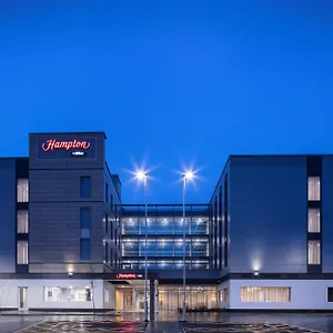 Hampton By Hilton Airport Hotel