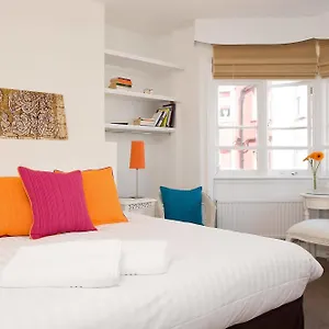 Hotel One Broad Street